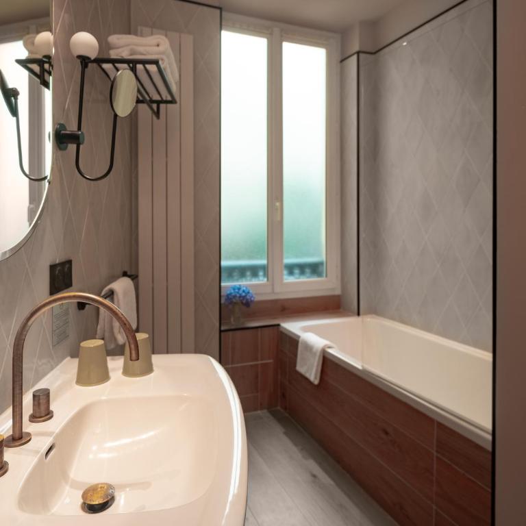 Hotel Louison - Chambre Lits Jumeaux Prestige - 4