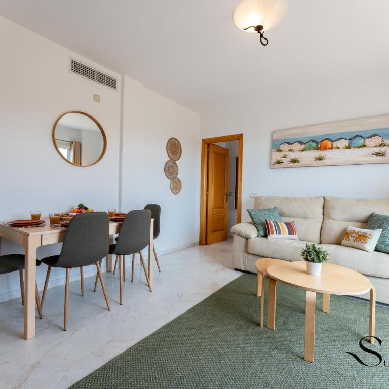 Amazing Sea and Golf Course view 2BR, Parking Pool - Apartamento de 2 dormitorios con terraza y vistas al mar - 11