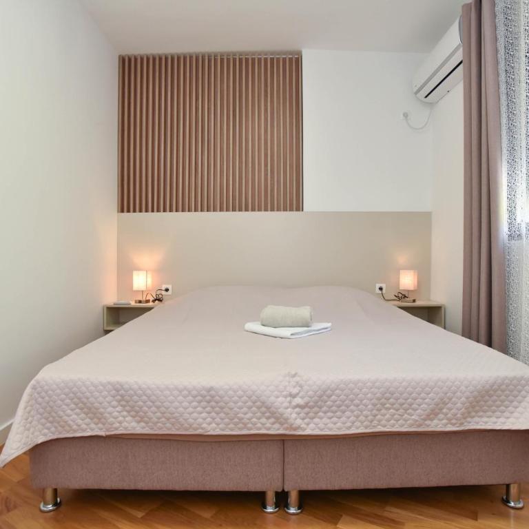Dolami residence - Two-Bedroom Apartment - 25