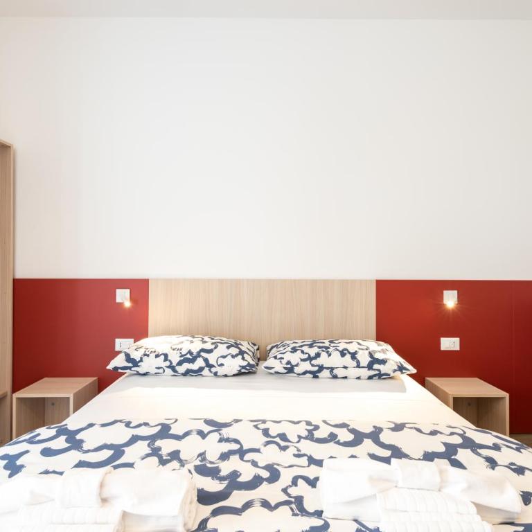La Perla del Mare Rooms - Camera Tripla Superior - 4