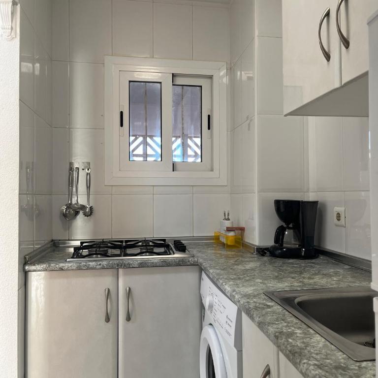 Gestión Inmobiliaria Carmona Rent - Standard Studio - 8