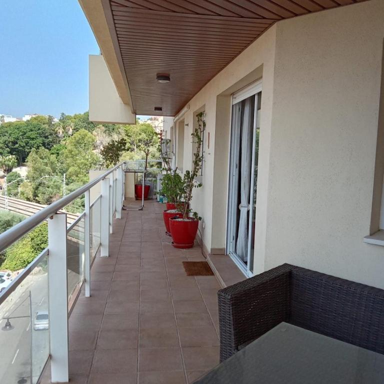 Apto Carvajal - Three-Bedroom Apartment - 12
