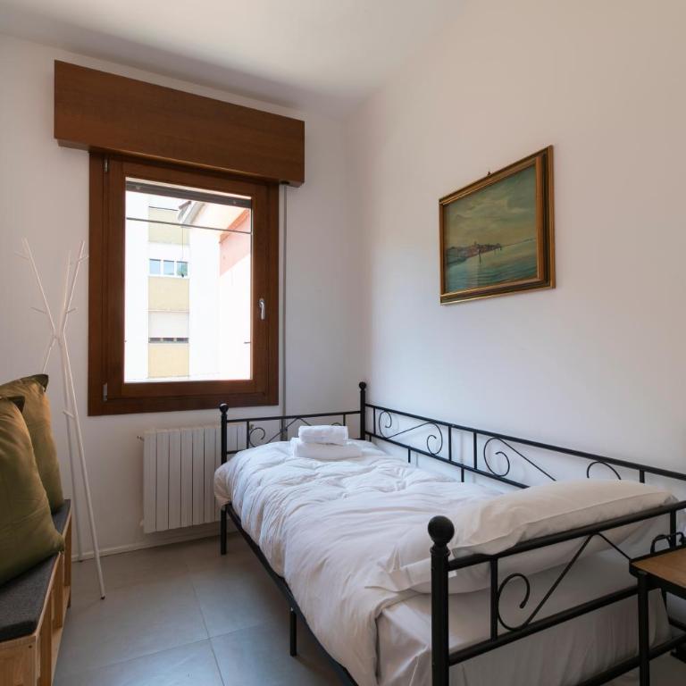 Cappuccina Rooms nel cuore di Mestre - Camera Tripla - 5