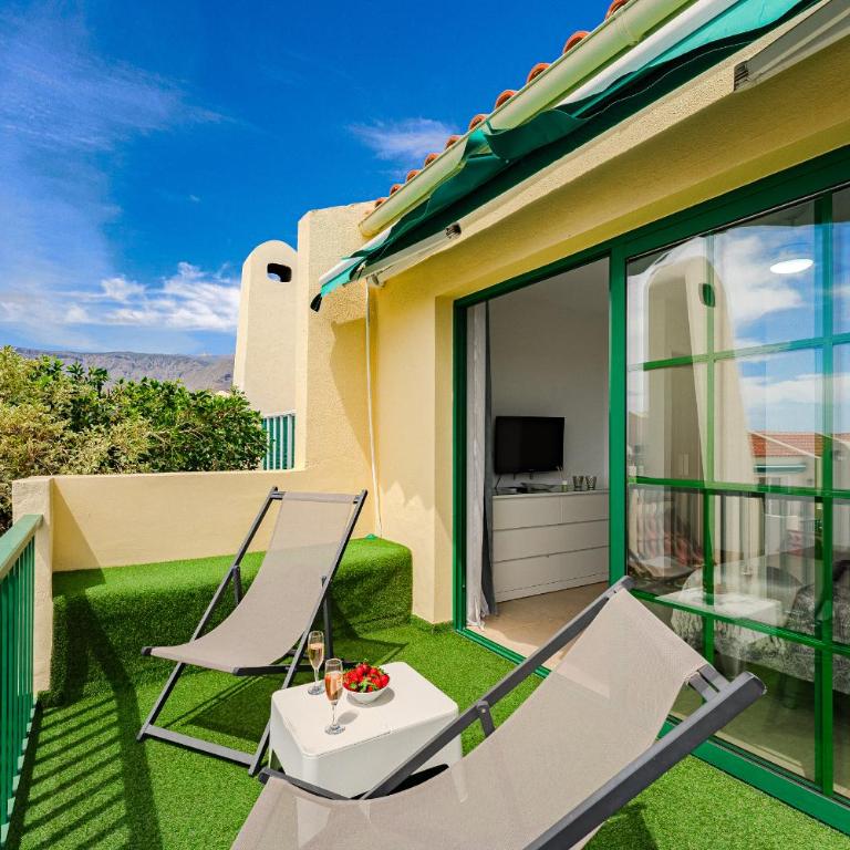 Mareverde Sunshine Home - Two-Bedroom Apartment - 10