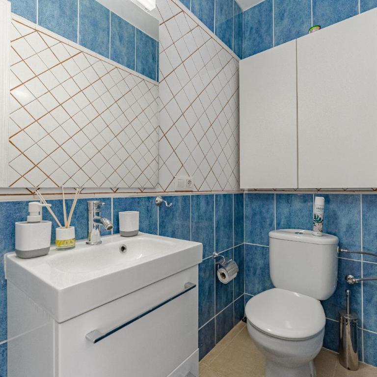 Mareverde Sunshine Home - Two-Bedroom Apartment - 27