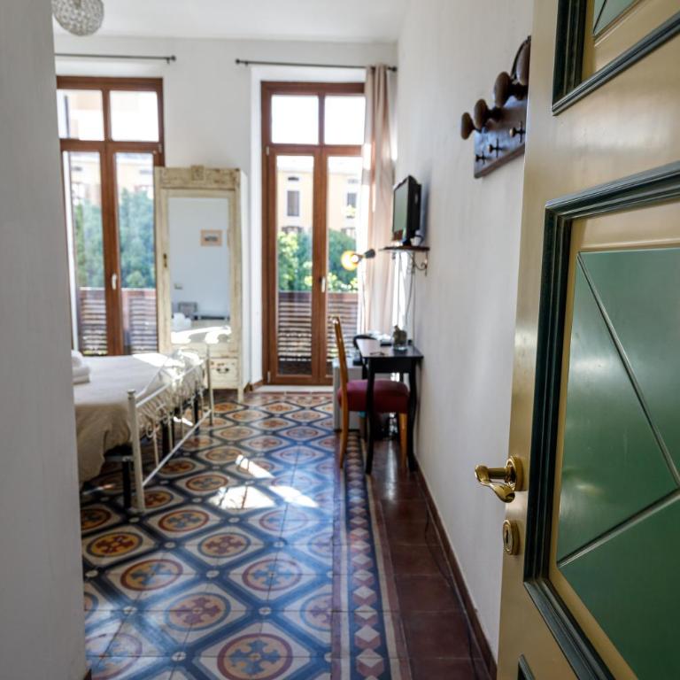 Onlyrooms III - Real City Center - Camera Matrimoniale con Bagno Privato - 12
