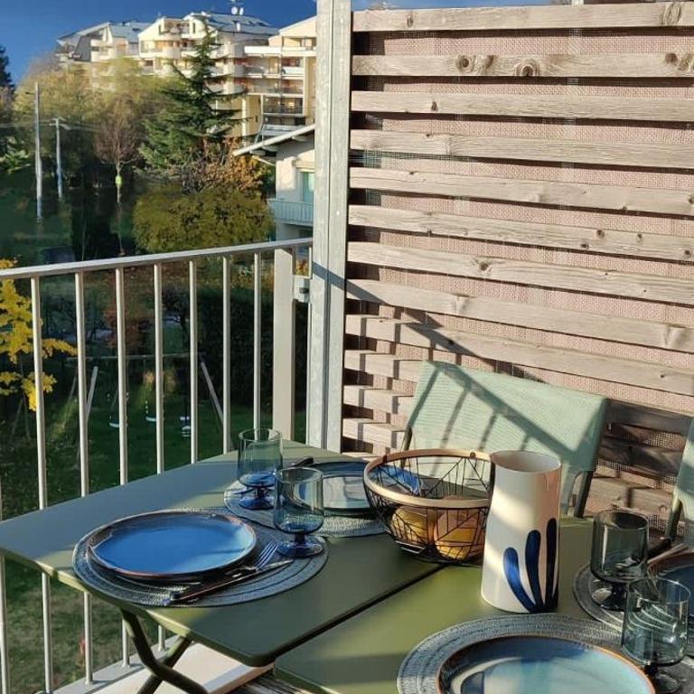 Le Petit Port - Appartement 4 étoiles - standing, vue lac, calme, piscine - Apartment mit 1 Schlafzimmer - 9