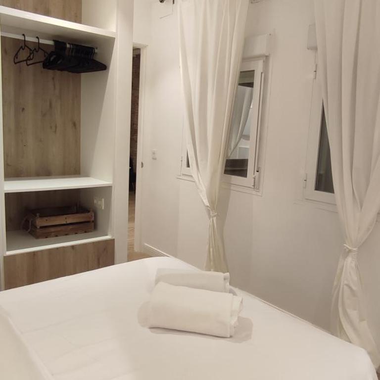 Hermosos Apartamentos en pleno Centro - Two-Bedroom Apartment - 5