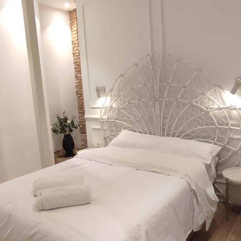 Hermosos Apartamentos en pleno Centro - Two-Bedroom Apartment - 12
