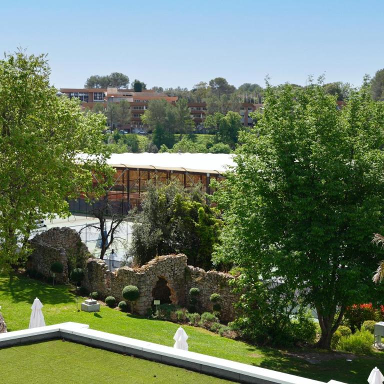 Mouratoglou Hotel & Resort - Chambre Supérieure - Vue sur Piscine ou Tennis - 5