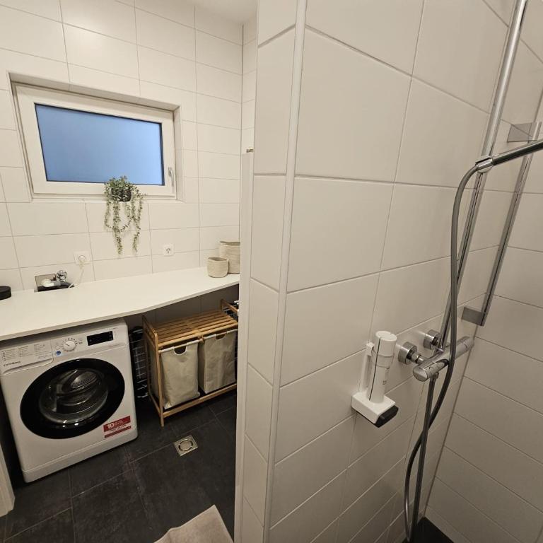 Apartment Leibnitz im Zentrum nahe am Bahnhof und der Südsteirischen Weinstrasse - Apartment mit 2 Schlafzimmern und Balkon - 9