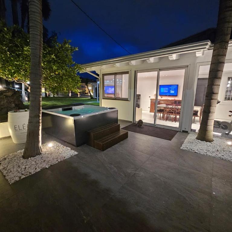 HOLIDAYS ALBA - Two-Bedroom Villa - 17