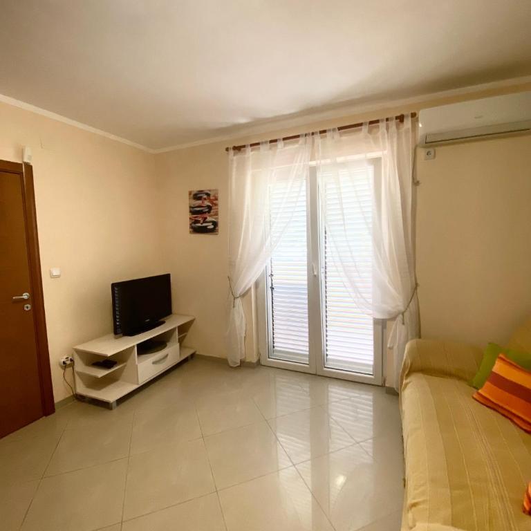 Apartments Villa Viktoria - One-Bedroom Apartment - 2
