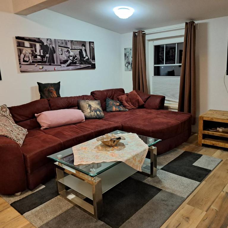 Pension Eule - Deluxe Doppelzimmer mit Zustellbett - 3