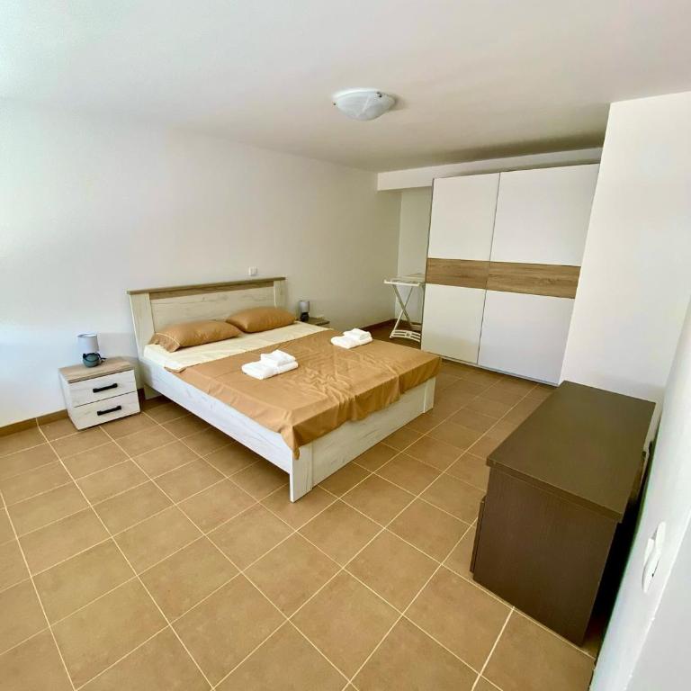 UpART House - Economy Četvorokrevetna Soba - 2