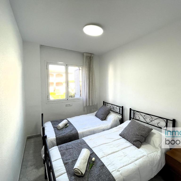 Sol Cambrils Apartment, climatizado, parking y piscina - Apartamento de 2 dormitorios con vistas a la piscina - 21