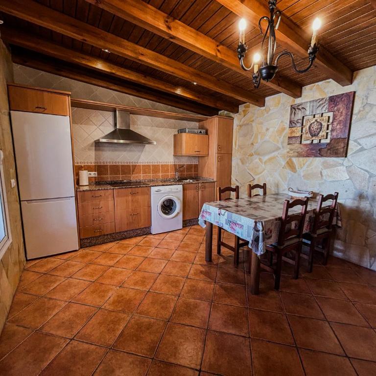 Villa Rosal- Solo familias y parejas - Chalet mit 2 Schlafzimmern - 12