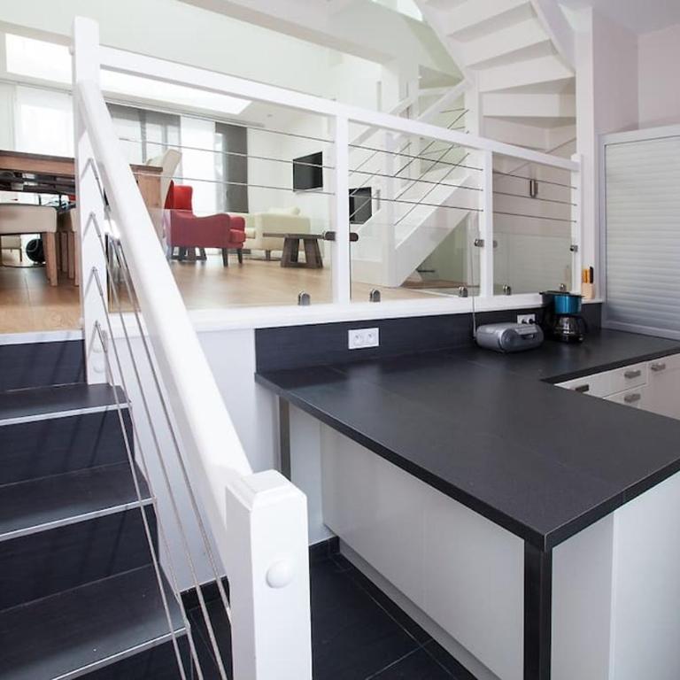 MAISON 4 CHAMBRES,JARDIN ET TERRASSE, proche mer,casino et place Morny - Villa - 9