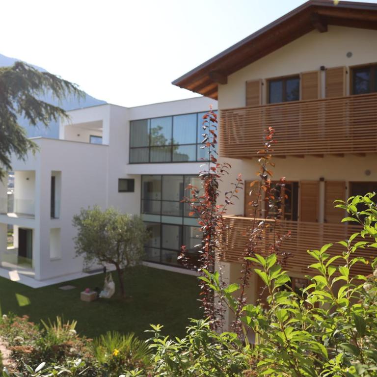 Midum LuxuryApartments con giardino - Appartamento con 1 Camera da Letto, Balcone e Vista Montagna - 21