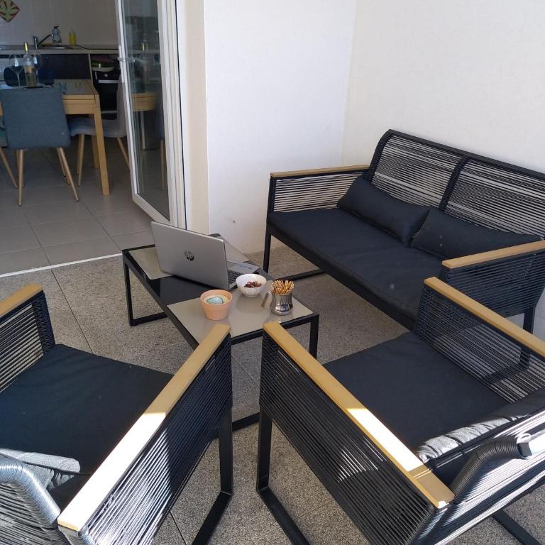 studio rdc avec terrasse et parking privé - Studio - Accessible aux Personnes à Mobilité Réduite - 11
