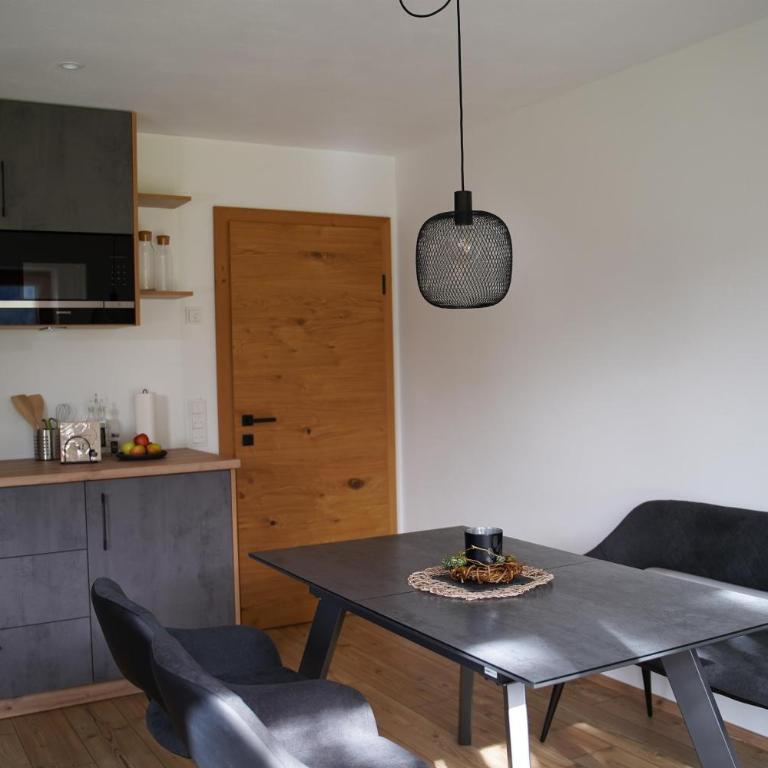 Alpenchalet zurHinterochsenweide SKI IN & SKI OUT - Apartment mit 2 Schlafzimmern und Dusche - 68