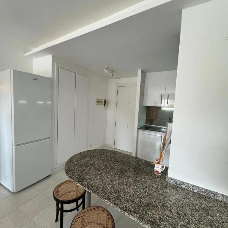 2nda linea con piscina en Miami Platja - Apartamento de 2 dormitorios - 10