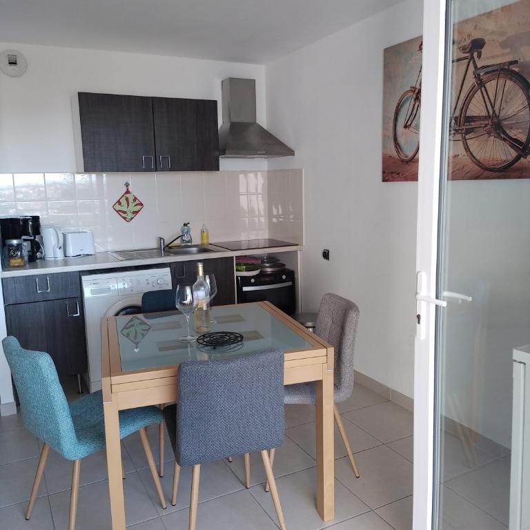 studio rdc avec terrasse et parking privé - Studio - Accessible aux Personnes à Mobilité Réduite - 14