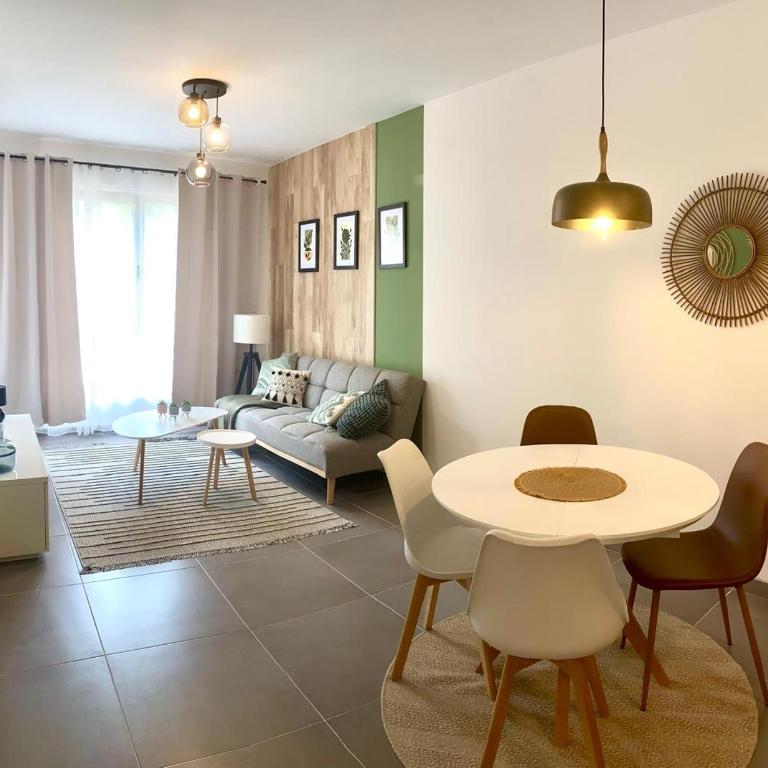 New Apartments For you - Apartman sa 1 Spavaćom Sobom, Balkonom i Pogledom na Planinu - 2