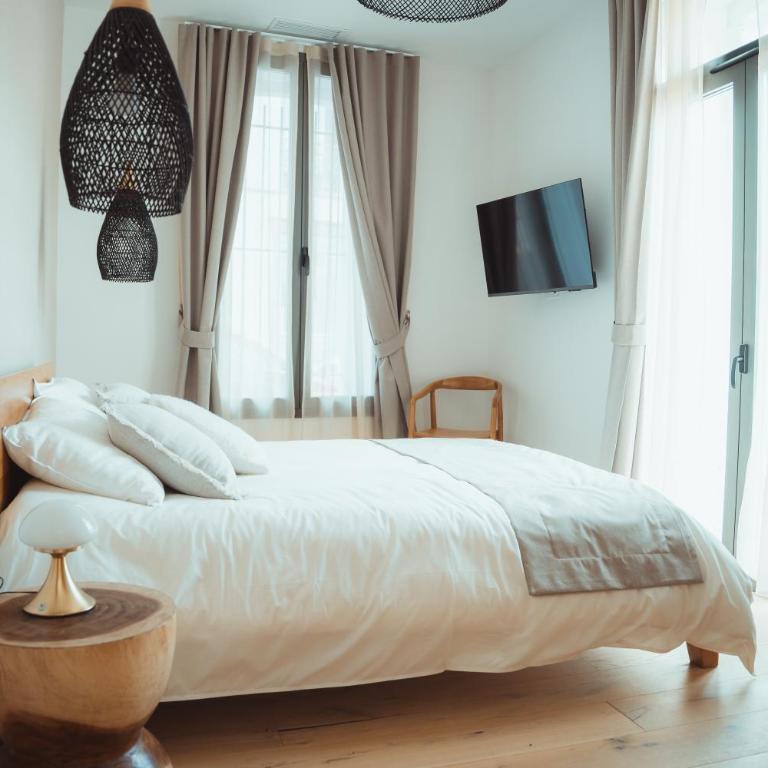 Maison Balas - Suite avec Piscine Privée - 8