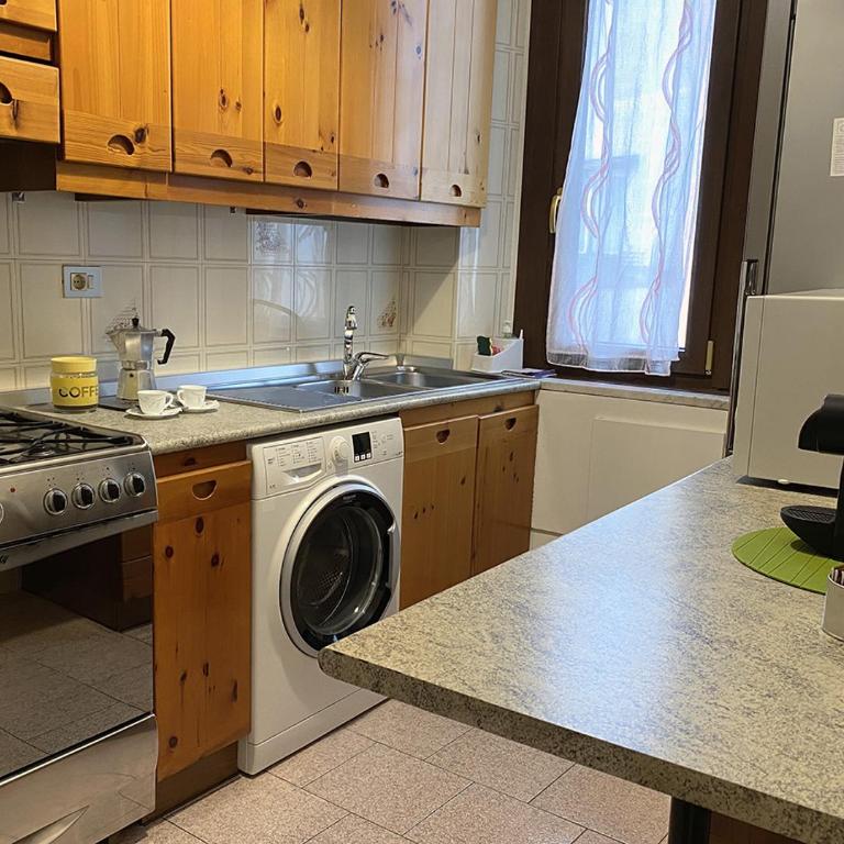 MEG 32 apartment Three-room in the heart of Isola - Appartamento con 2 Camere da Letto - 17