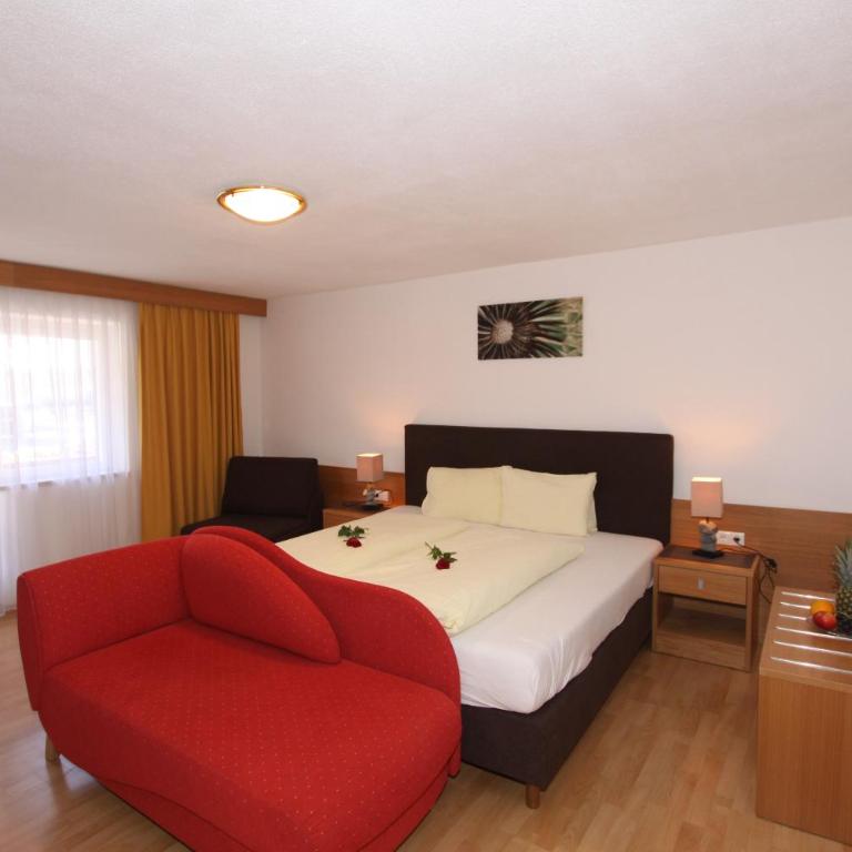 Gästehaus -Pension Edelweiss - Doppelzimmer mit Balkon (2 Erwachsene + 1 Kind) - 1
