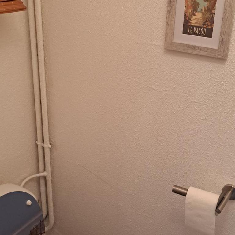 Studio Phannie libre 27septembre au 23 octobre base idéale cure à 50m parking Wi-Fi - Apartment mit 1 Schlafzimmer - 57