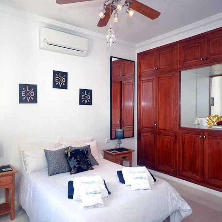 Awesome Puerto Del Carmen Villa 3 Bedrooms Villa Tacataca Pool Table - Three-Bedroom Villa - 7