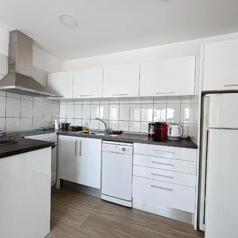 Gran Canal - Apartamento visto al mar, 50 M de la - Three-Bedroom Apartment with Sea View - 11