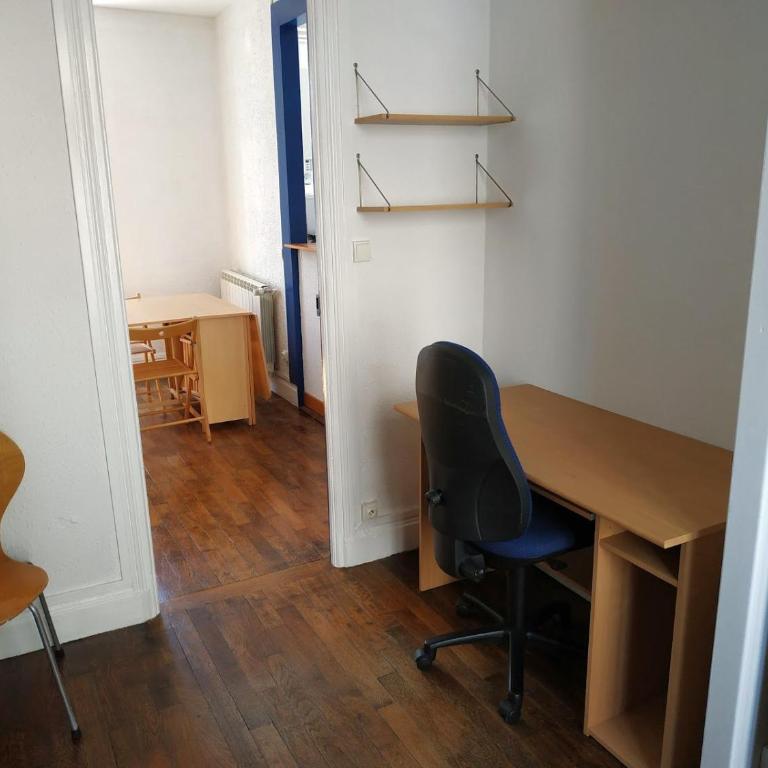 Beau F3 proche tous commerces - Appartement 2 Chambres - 4