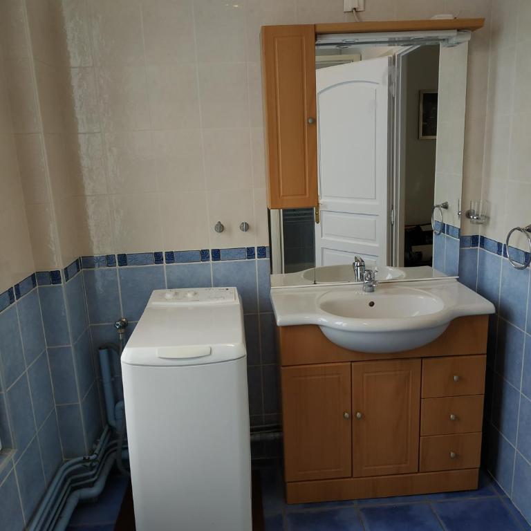 Bel appartement proche tous commerces - Appartement 2 Chambres - 10