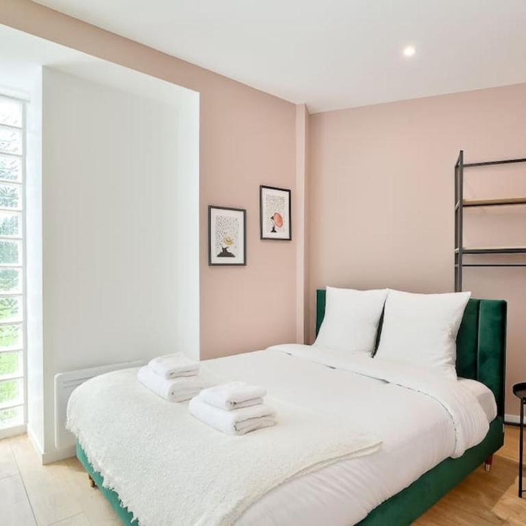 Charme Parisien 6 Personnes, 2 chambres, 19ème - Appartement 2 Chambres - 10