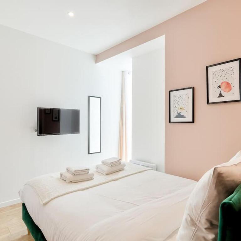 Charme Parisien 6 Personnes, 2 chambres, 19ème - Appartement 2 Chambres - 12