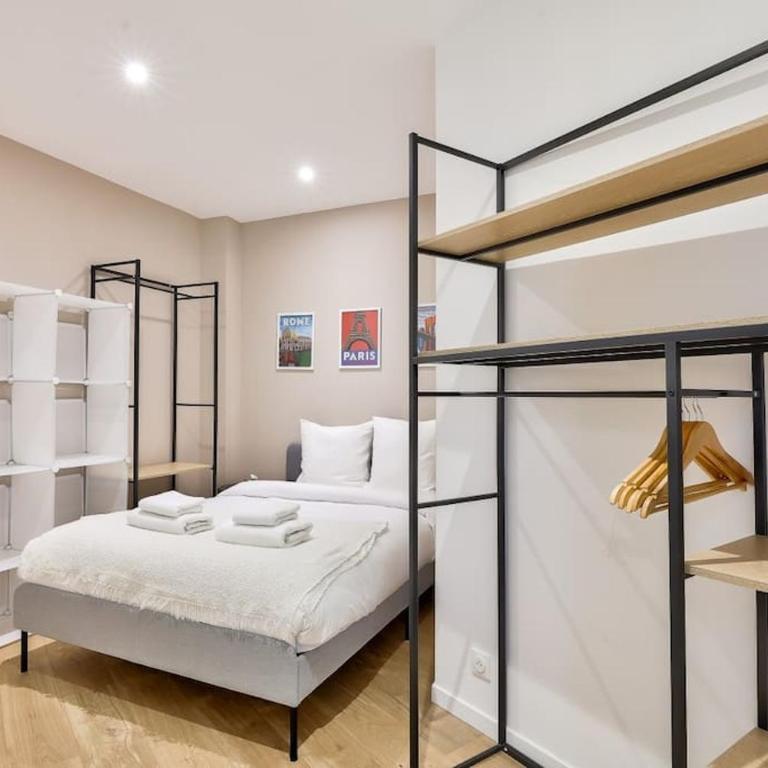 Charme Parisien 6 Personnes, 2 chambres, 19ème - Appartement 2 Chambres - 9