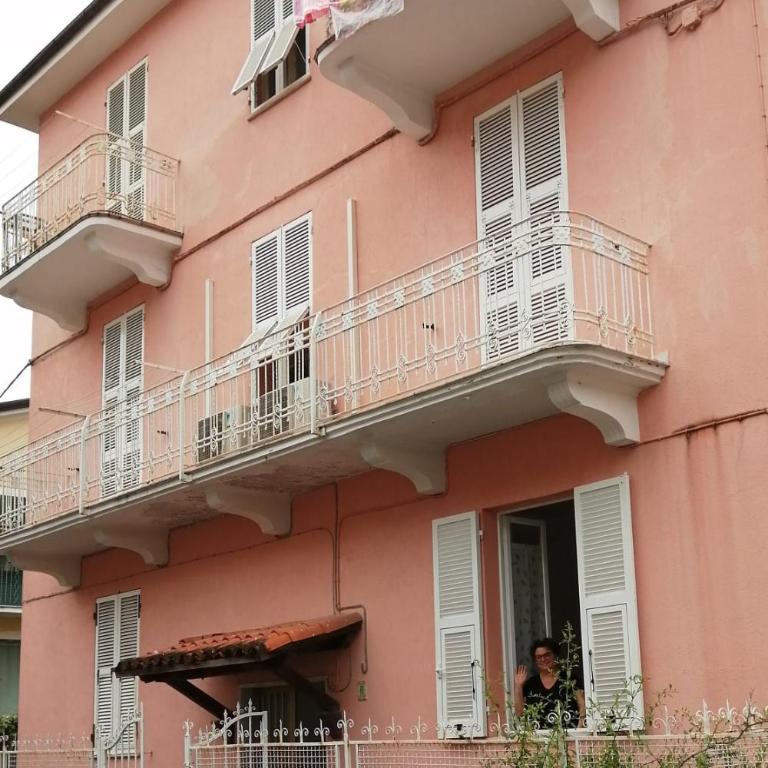 Domo Nina - Appartamento Familiare con 1 Camera da Letto - 1