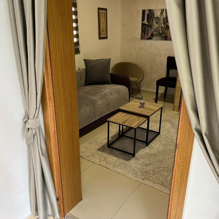 Apartment Helena Airport - One-Bedroom Apartment - 1