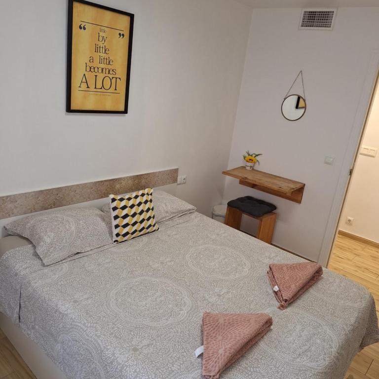 Sweet dreams - Double Room with Shared Bathroom - 15