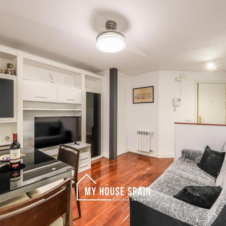 MyHouseSpain - Tranquilo piso cerca de Sol - Three-Bedroom Apartment - 1