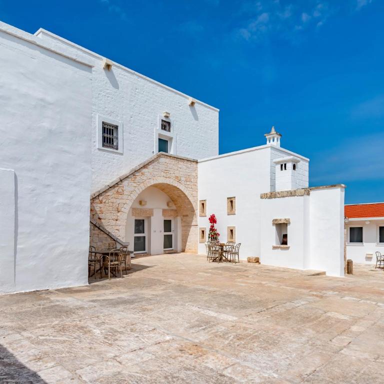 Naturelais Masseria Pittore Monopoli - Camera Queen con Vasca Idromassaggio - 3