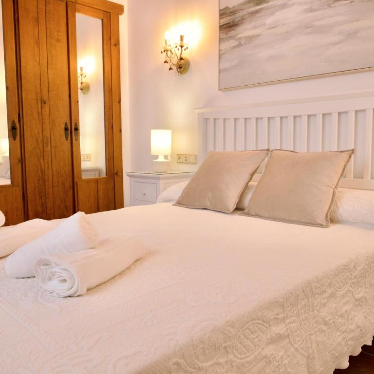NUEVA 33 Apartamentos en el centro de Nerja - Habitación Doble con patio - 6