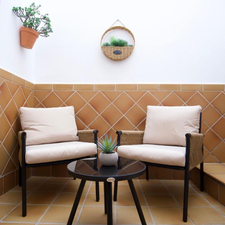 NUEVA 33 Apartamentos en el centro de Nerja - Habitación Doble con patio - 16