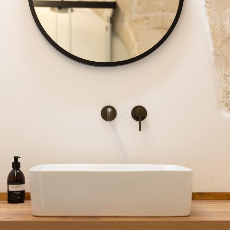 Dimora Valusco - Deluxe Double Room with Bath - 14