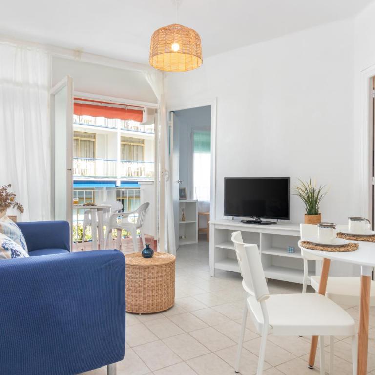 A pie de todo, Luz, Balcón y Playa en Tossa - Apartamento con terraza - 28