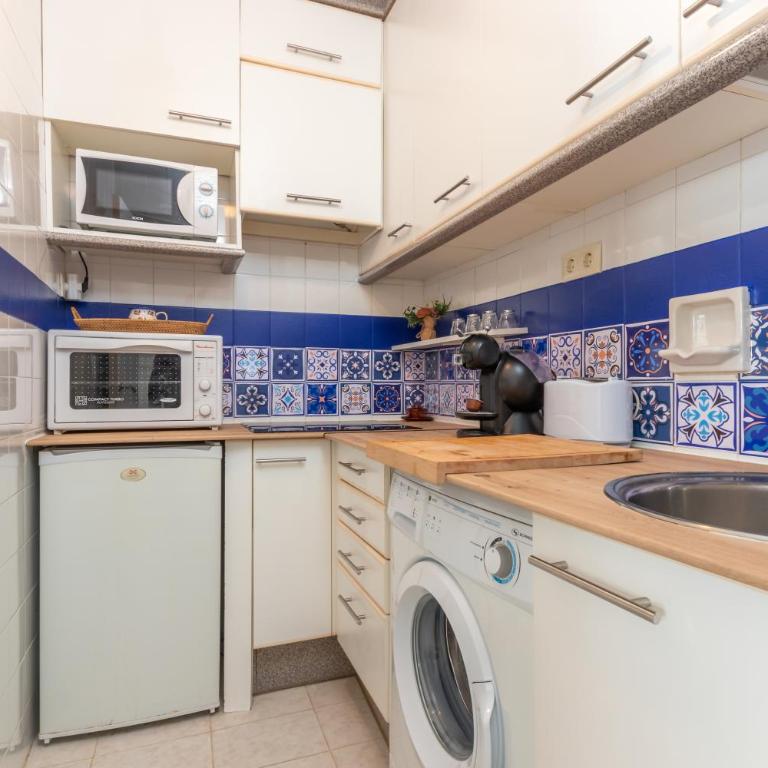 A pie de todo, Luz, Balcón y Playa en Tossa - Apartamento con terraza - 31