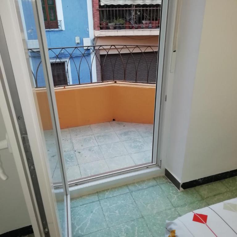 casa de tres habitaciones con parking bajo la casa - Casa de 3 dormitorios - 6